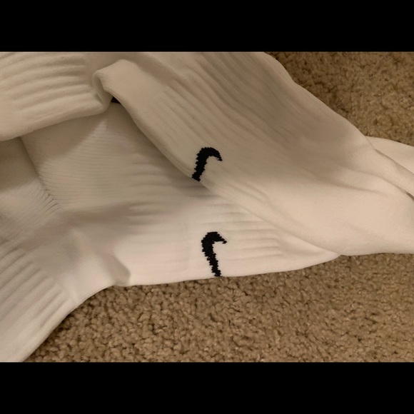NIKE SOCCER SOCKS - Picture 1 of 2